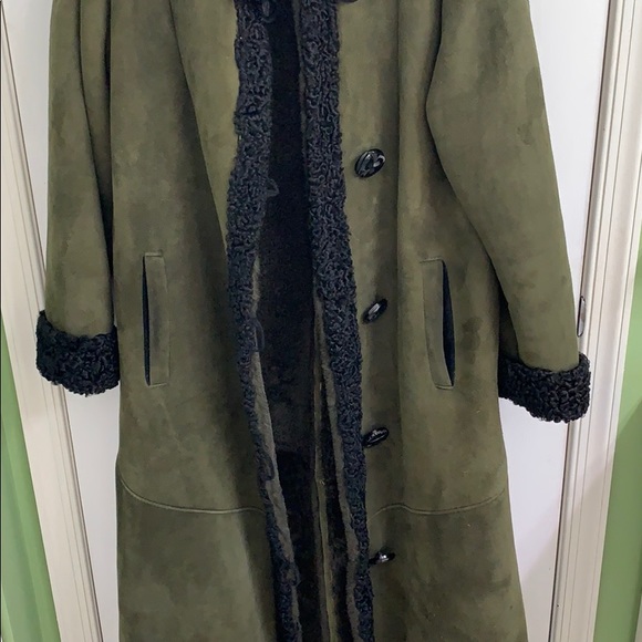 Custom made green and black long jacket - Picture 8 of 8